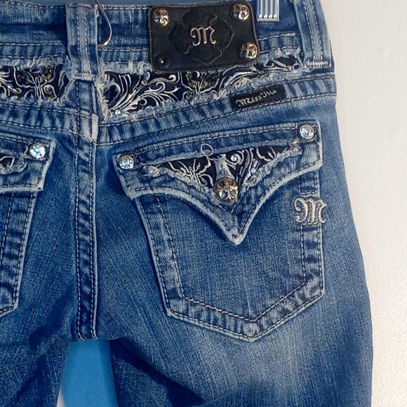 Miss Me Jeans Size 26×30 - Picture 7 of 12
